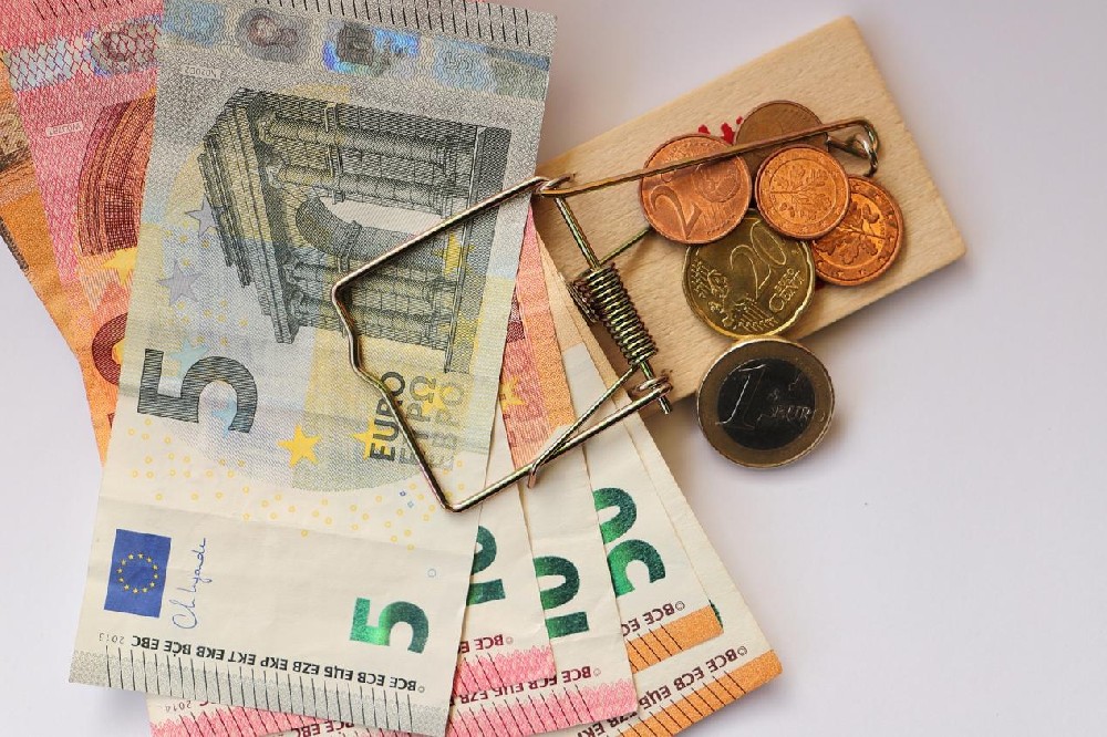 Wmax风险警示录：洞察差价合约交易陷阱与规避之道