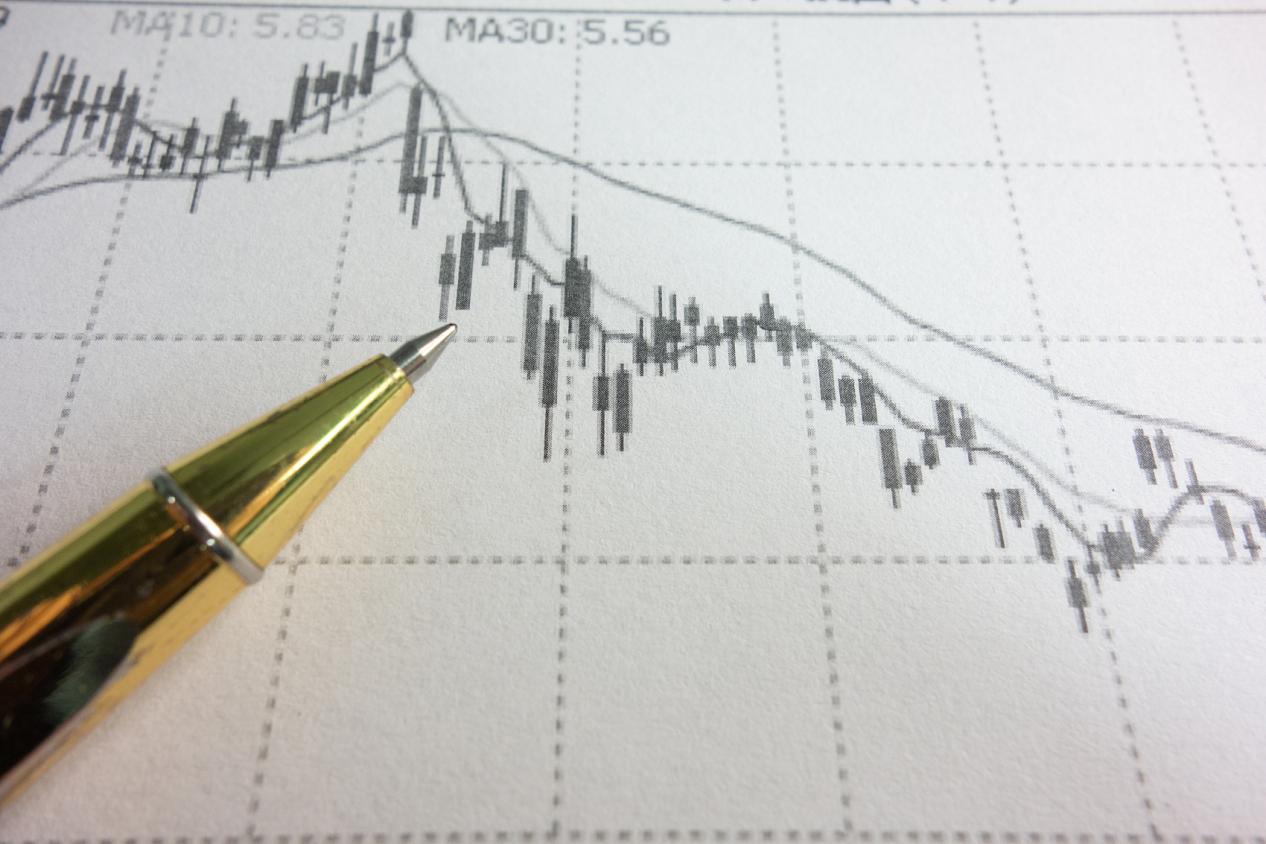 穿透表象看本质：从成本结构与交易节奏读懂贵金属期货